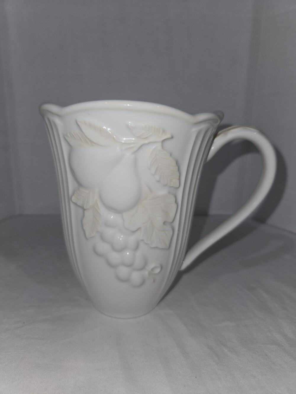 Lenox Butler's Pantry Fruitier Mug